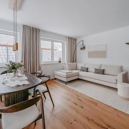 Moderne 格洛博明